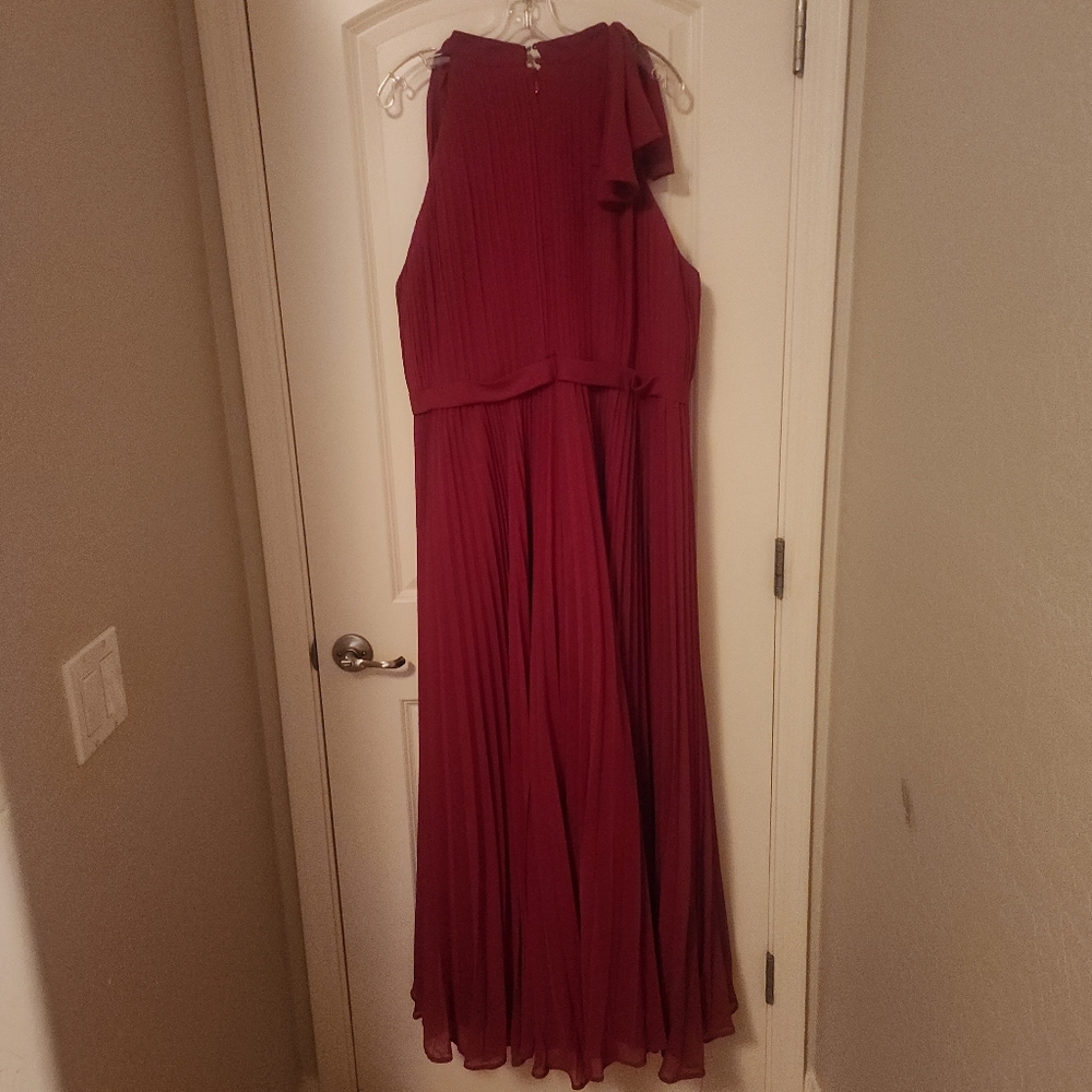 Azazie Cailyn Bridesmaid Dress In Burgundy - Picture 4 of 6